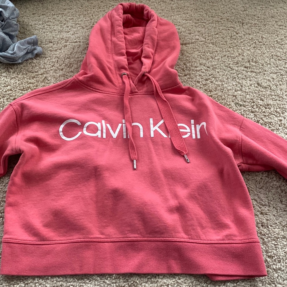 Cropped Calvin Klein sweatshirt